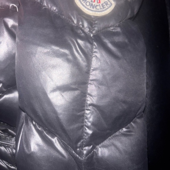 Moncler Women's Black Puffer Jacket with Tan Fur Collar - Picture 3 of 5